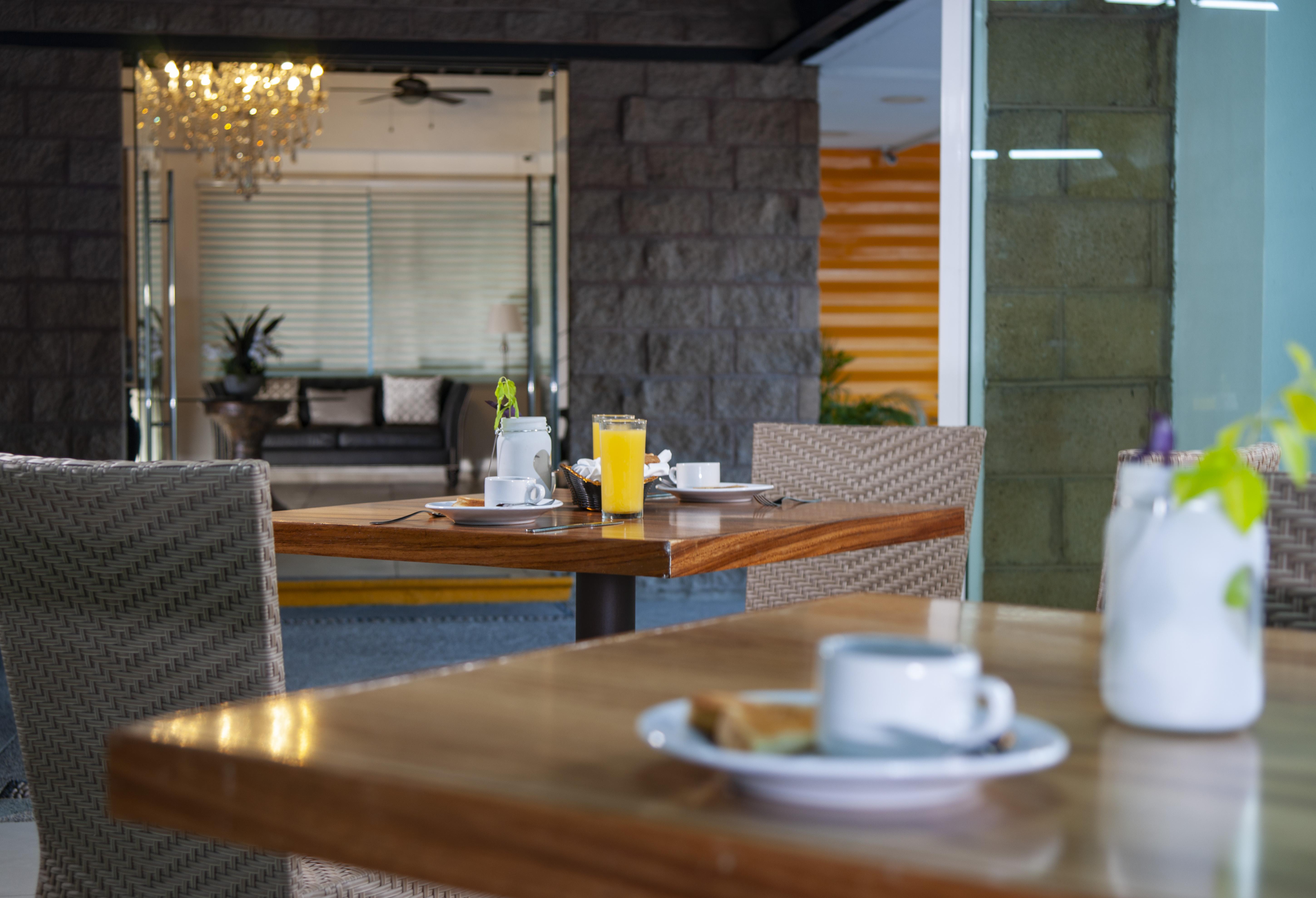 Container Inn Hotel Aeropuerto Пуэрто-Вальярта Экстерьер фото