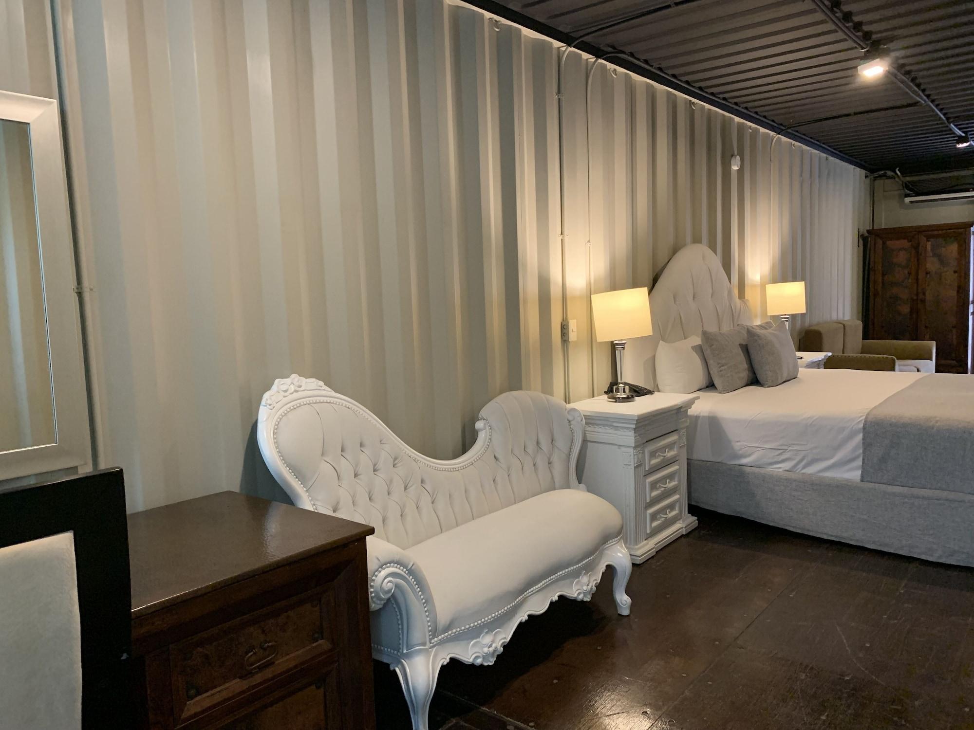 Container Inn Hotel Aeropuerto Пуэрто-Вальярта Экстерьер фото